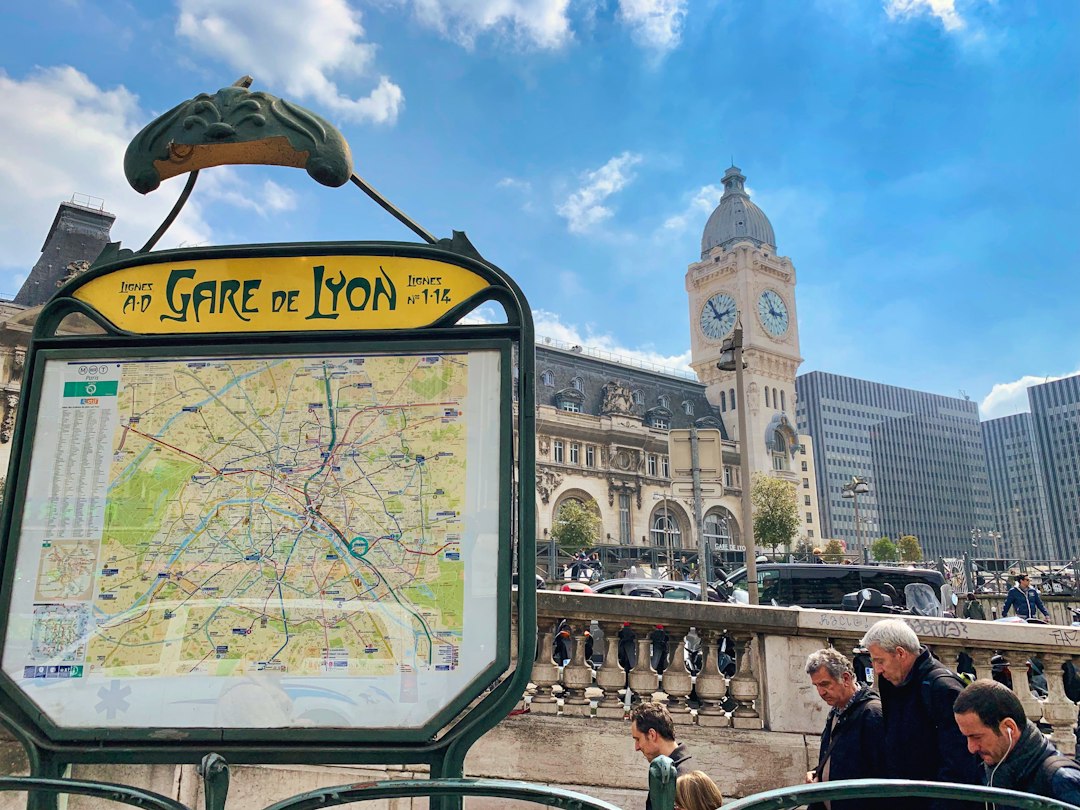 VTC et taxi dans le 12e arrondissement de Paris