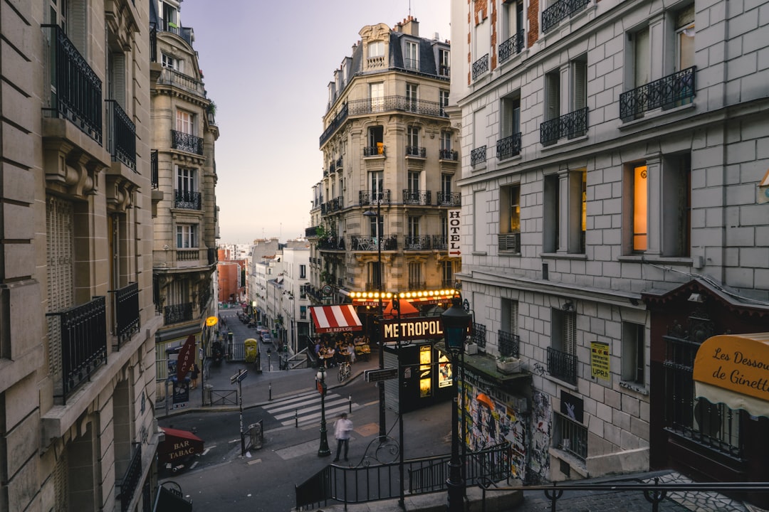 VTC et Taxi Gare Saint-Lazare à Paris, transfert avec chauffeur