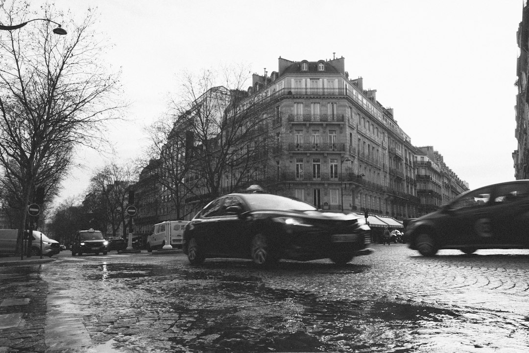 Différences entre un VTC et un taxi à Paris